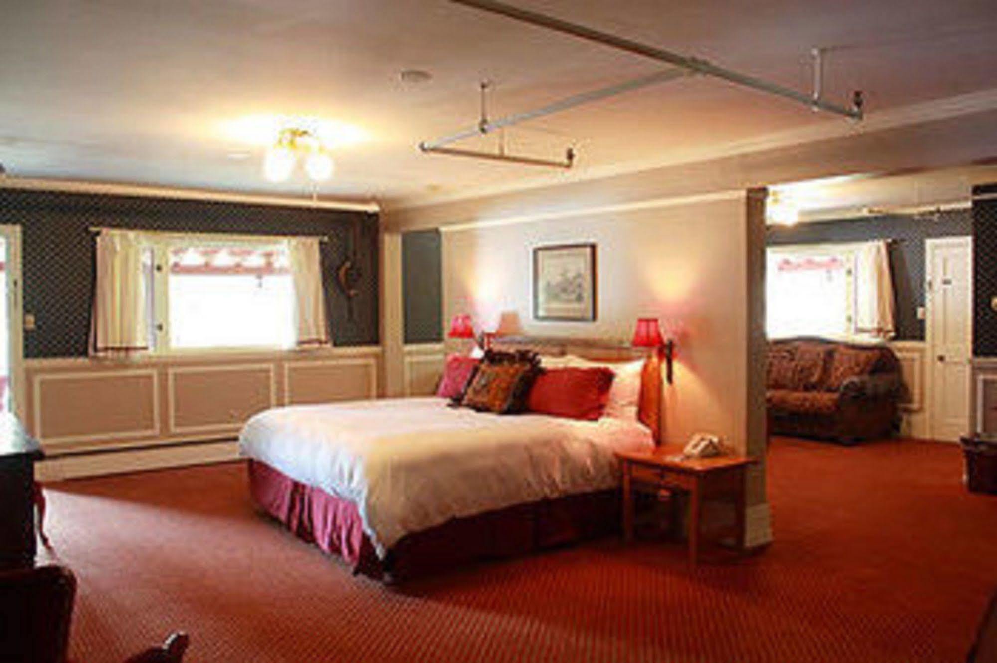 The Historic Redstone Inn Eksteriør billede