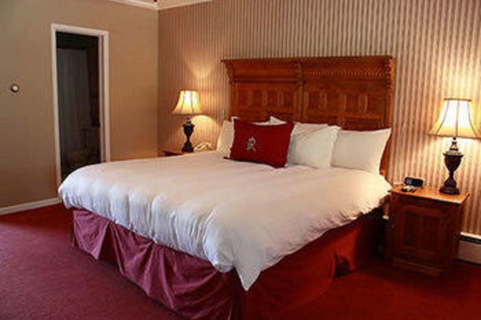 The Historic Redstone Inn Eksteriør billede