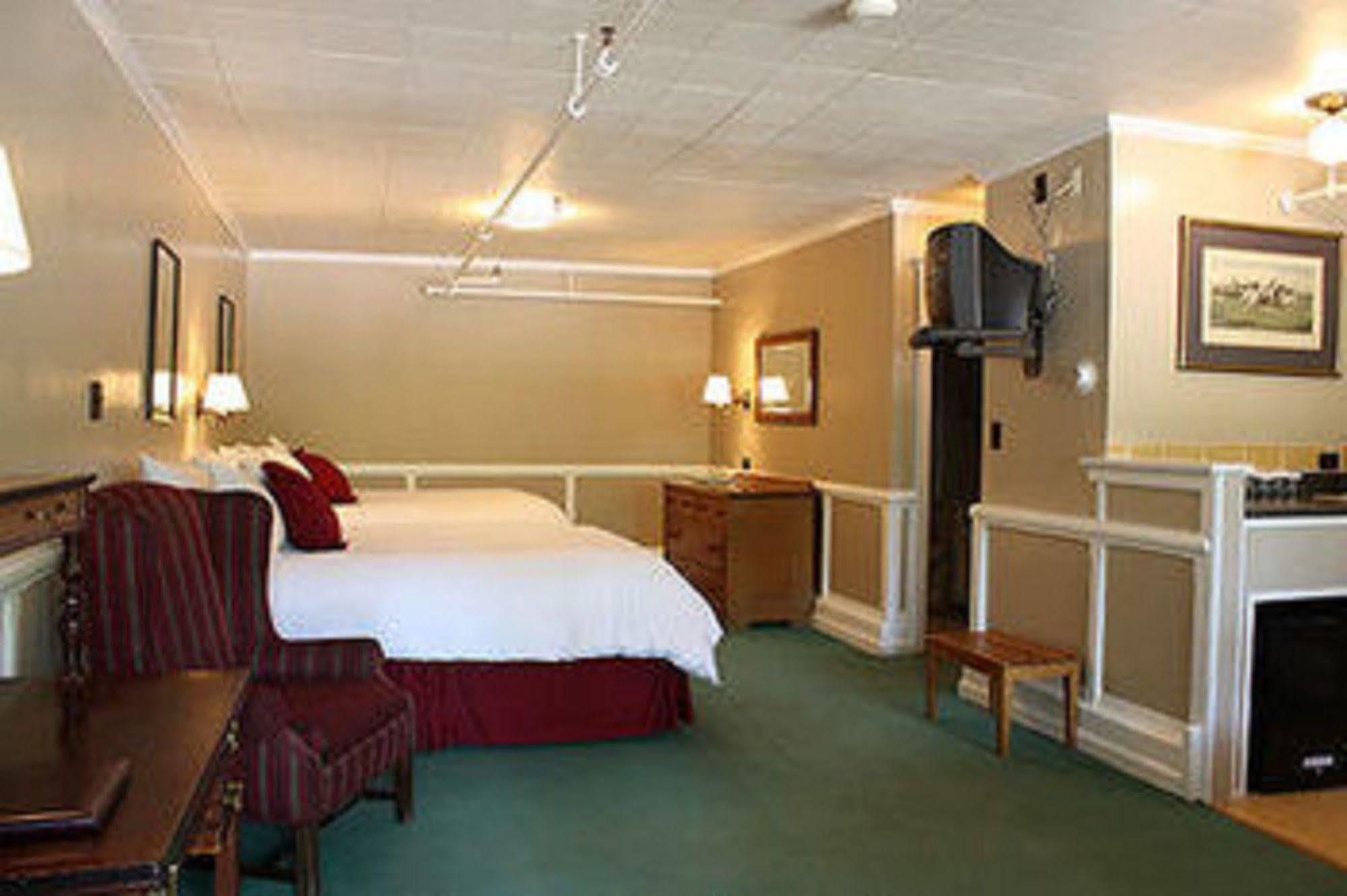 The Historic Redstone Inn Eksteriør billede